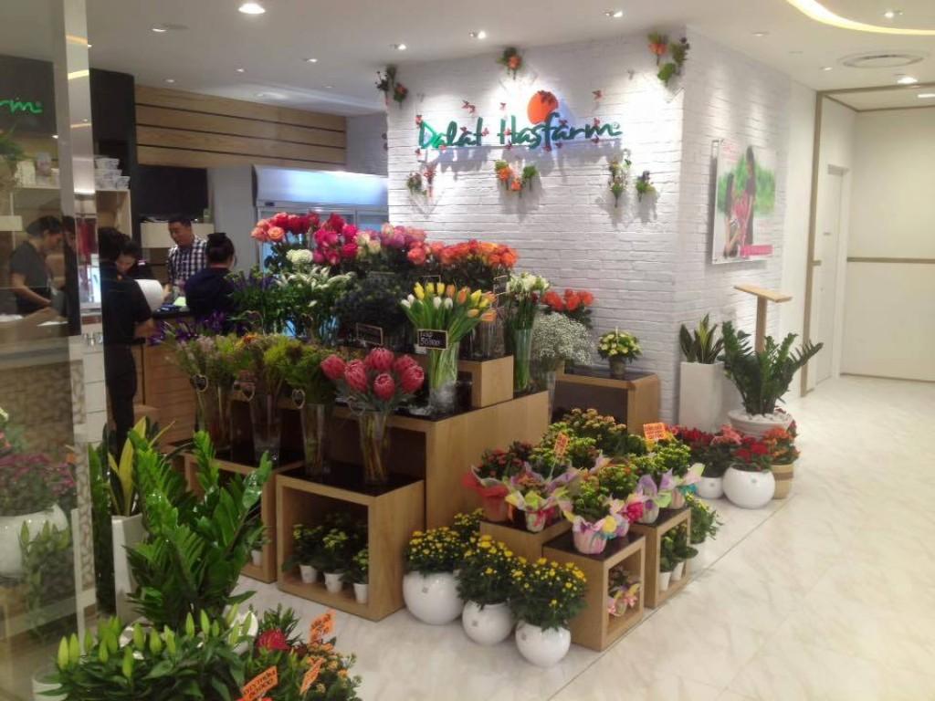 TCBC: Dalat Hasfarm khai trương cửa hàng thứ 9 tại trung tâm thương mại Takashimaya