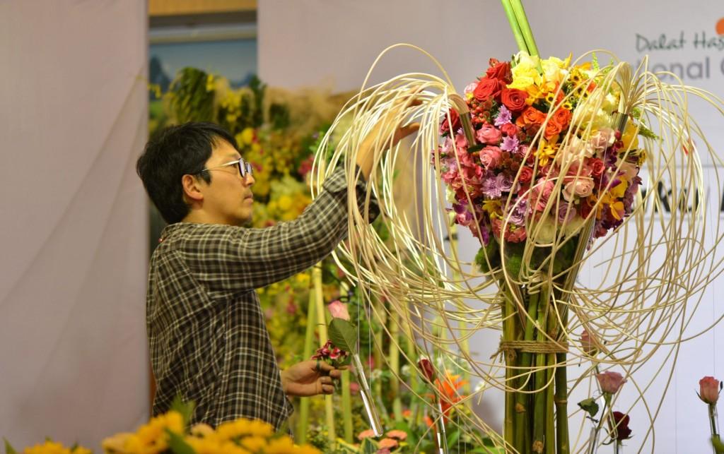 Dalat Hasfarm tổ chức Cuộc Thi Vô Địch Cắm Hoa Việt Nam 2019