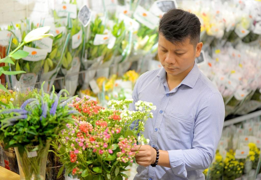 Nghệ nhân Nguyễn Mạnh Hùng chia sẻ về "Hoa Sạch An Toàn"
